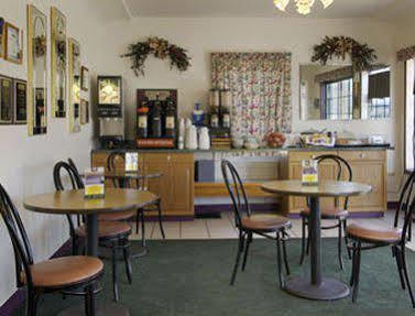 Travelodge By Wyndham Motel 2*